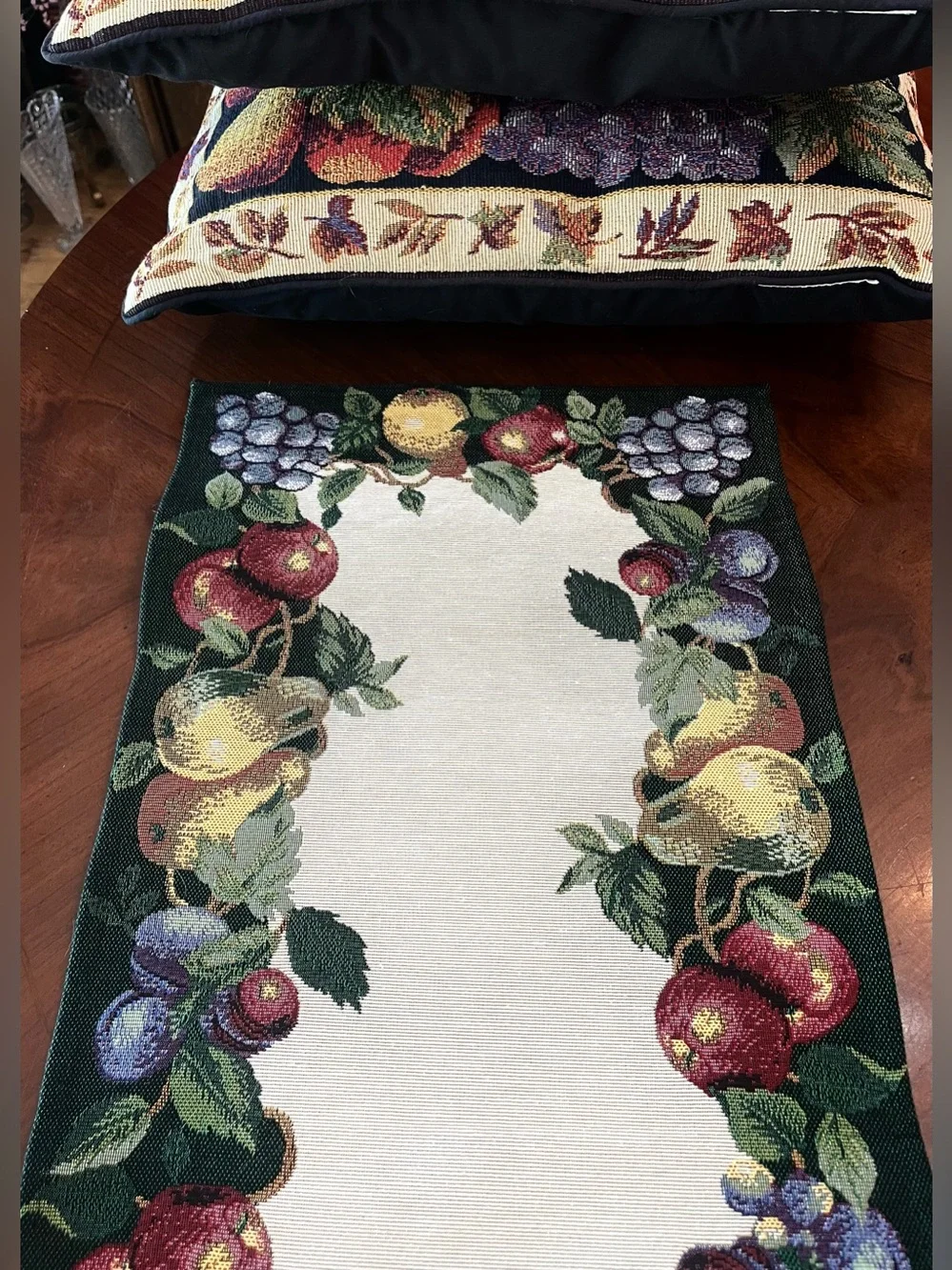 Tuscan-inspired Woven Tapestry Set vtg woven